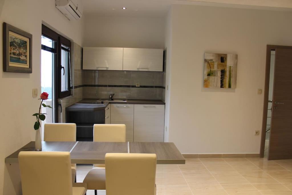 Beautiful Apartment *